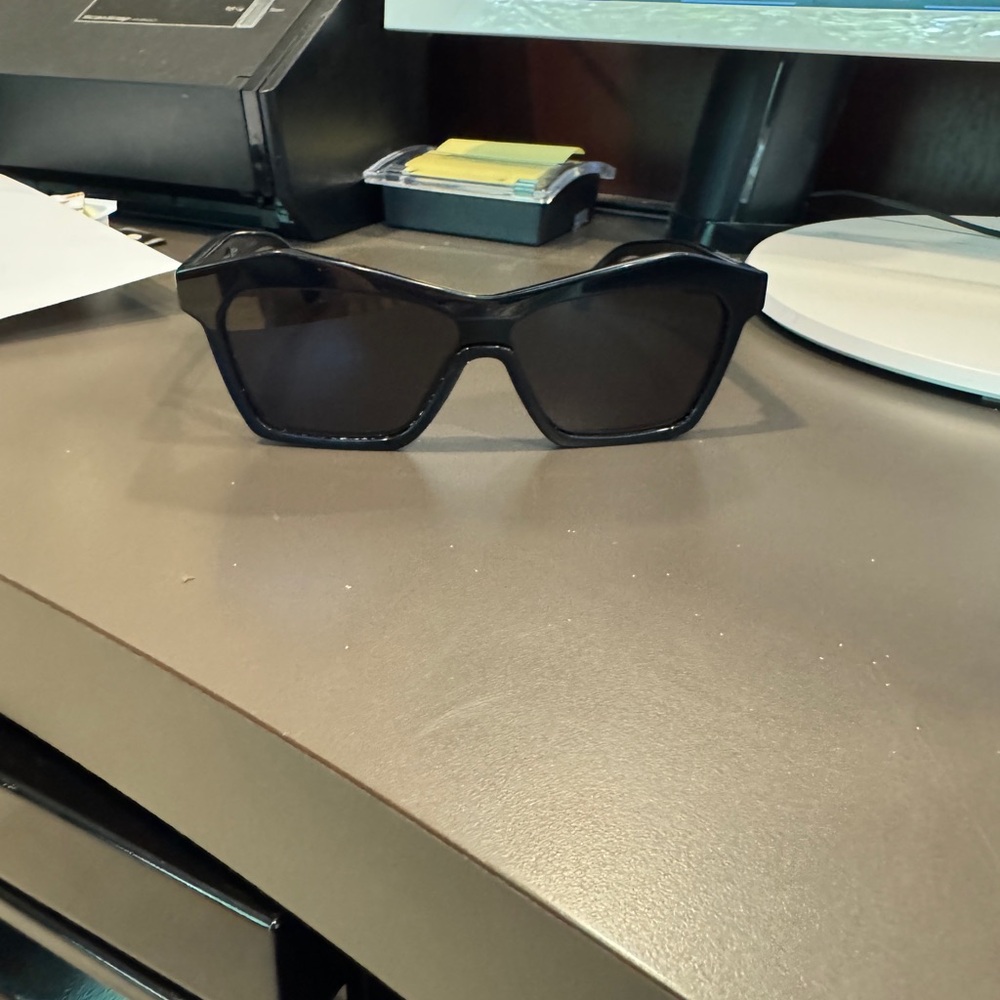 Bottega Venetta sunglasses